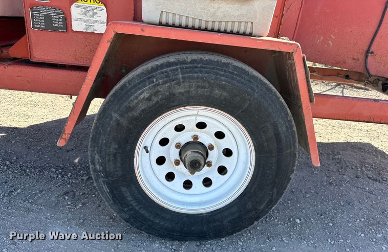 image for item NJ9410 2008 Morbark Twister wood chipper