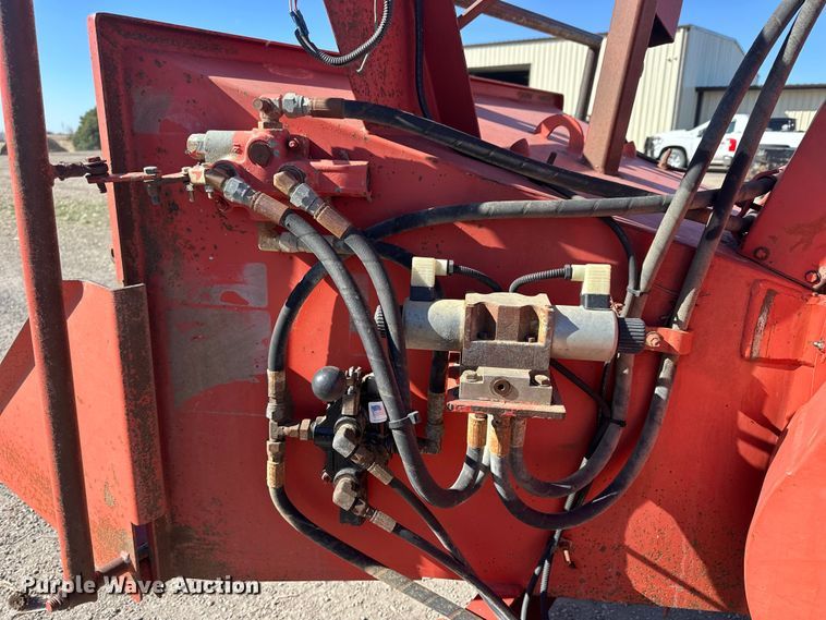 image for item NJ9411 2009 Morbark Beever M12D wood chipper