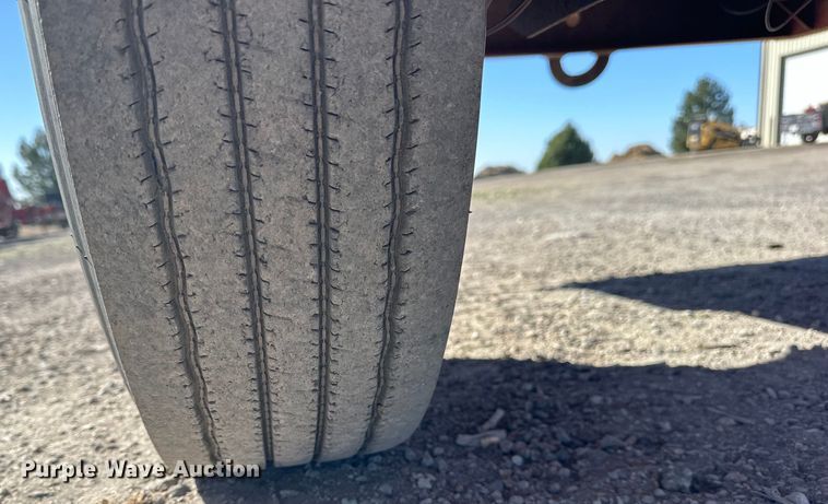 image for item NJ9411 2009 Morbark Beever M12D wood chipper