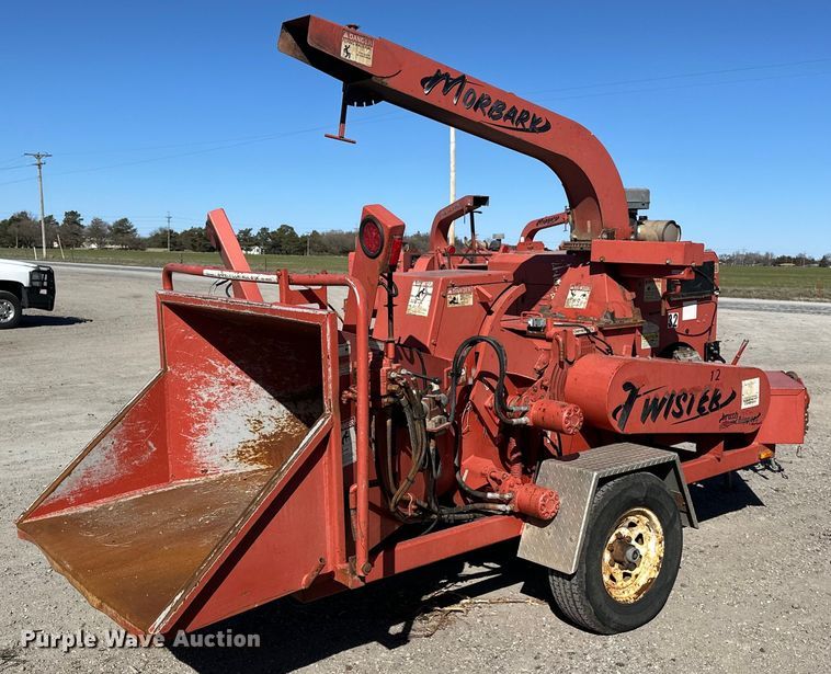 image for item NJ9412 2008 Morbark Twister wood chipper