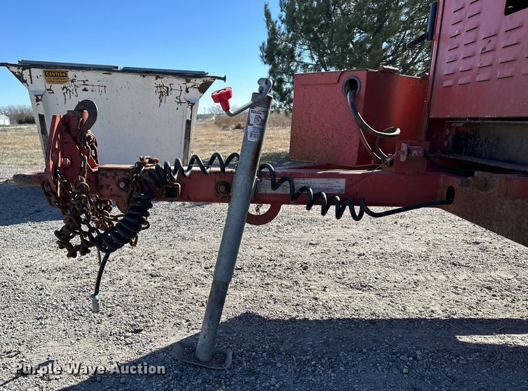 image for item NJ9412 2008 Morbark Twister wood chipper