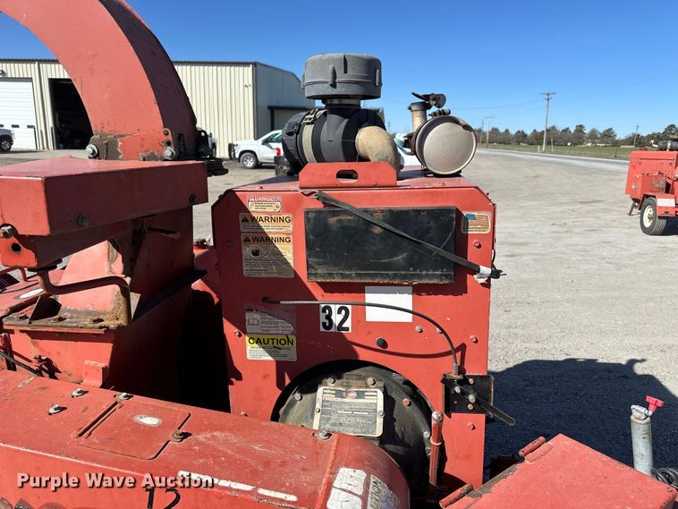 image for item NJ9412 2008 Morbark Twister wood chipper