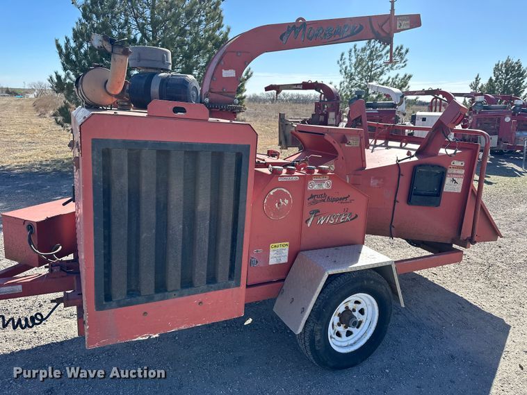 image for item NJ9412 2008 Morbark Twister wood chipper