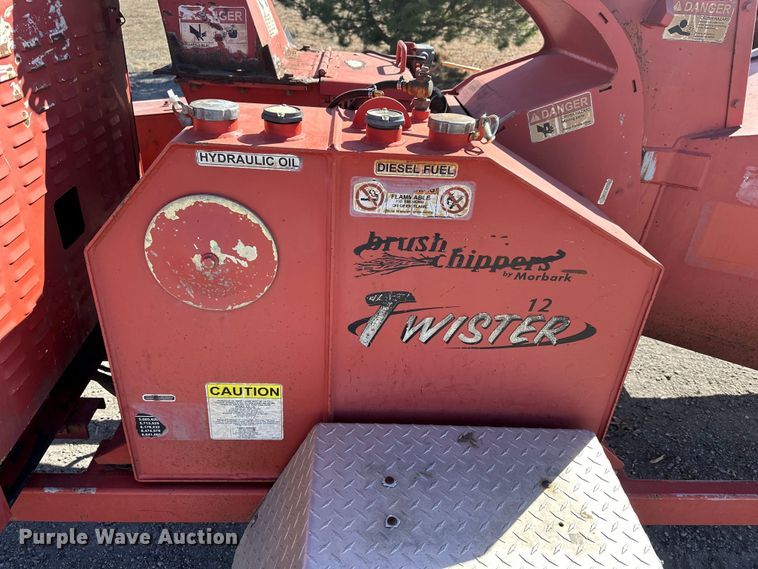 image for item NJ9412 2008 Morbark Twister wood chipper