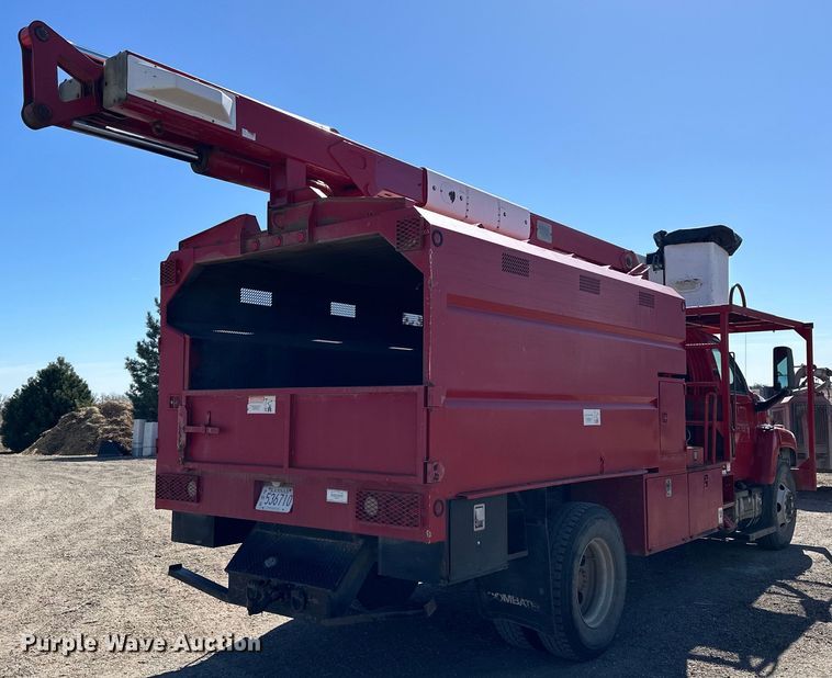 image for item NJ9413 2003 Chevrolet C7500 forestry bucket truck