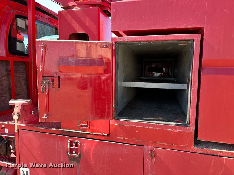 image for item NJ9413 2003 Chevrolet C7500 forestry bucket truck