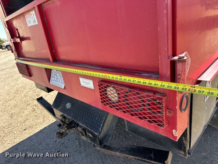 image for item NJ9413 2003 Chevrolet C7500 forestry bucket truck