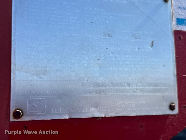 image for item NJ9413 2003 Chevrolet C7500 forestry bucket truck