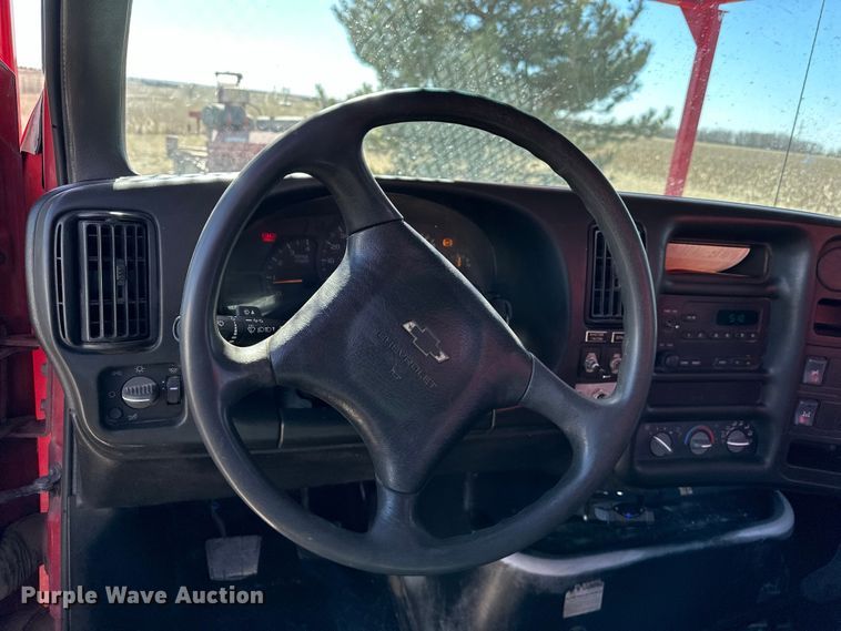 image for item NJ9413 2003 Chevrolet C7500 forestry bucket truck