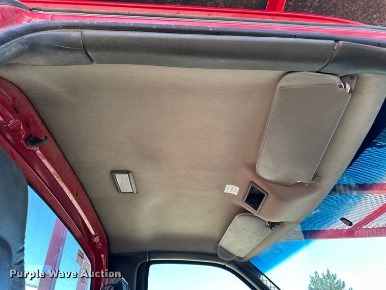 image for item NJ9413 2003 Chevrolet C7500 forestry bucket truck