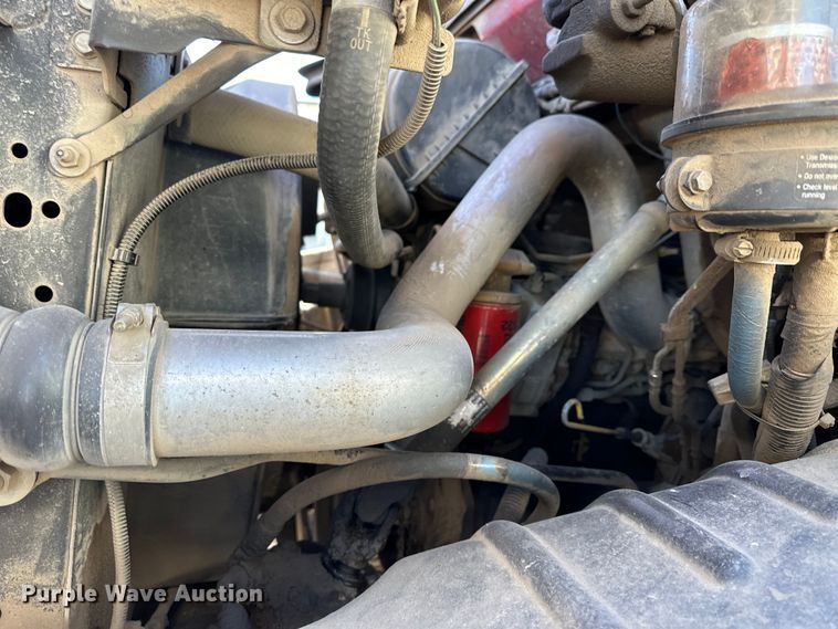 image for item NJ9413 2003 Chevrolet C7500 forestry bucket truck