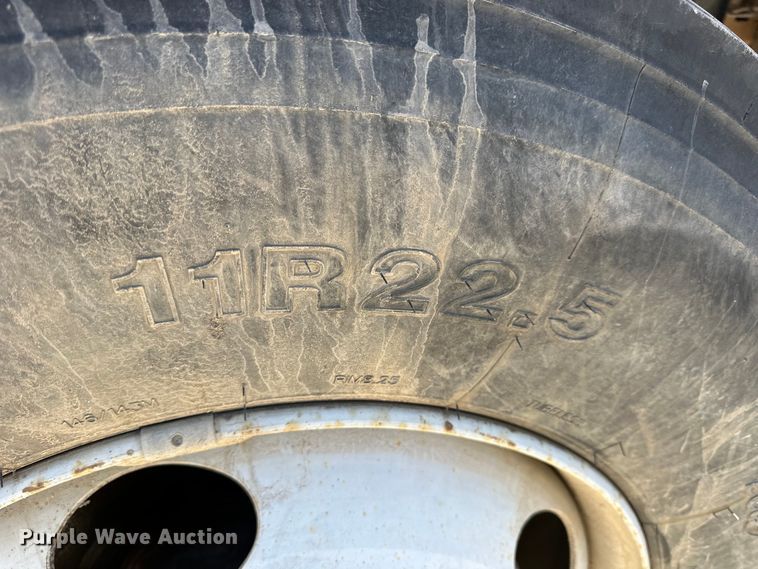 image for item NJ9413 2003 Chevrolet C7500 forestry bucket truck