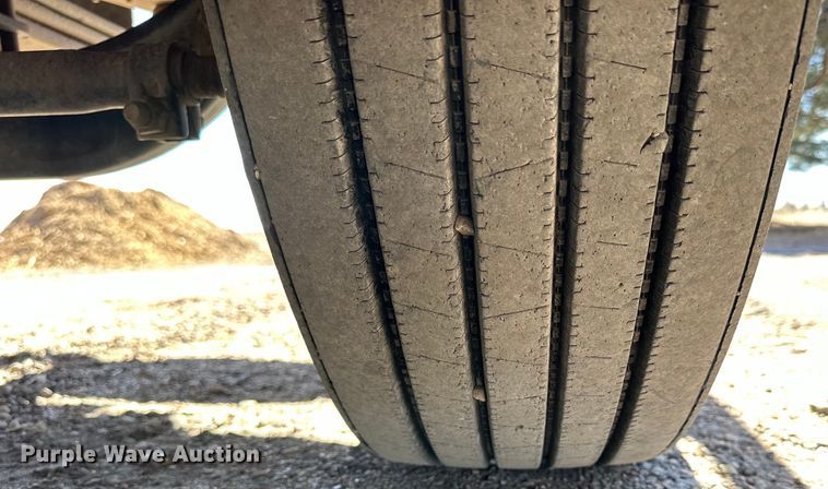 image for item NJ9413 2003 Chevrolet C7500 forestry bucket truck