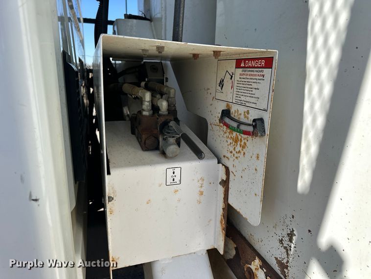 image for item NJ9414 2008 International  4300 forestry bucket truck