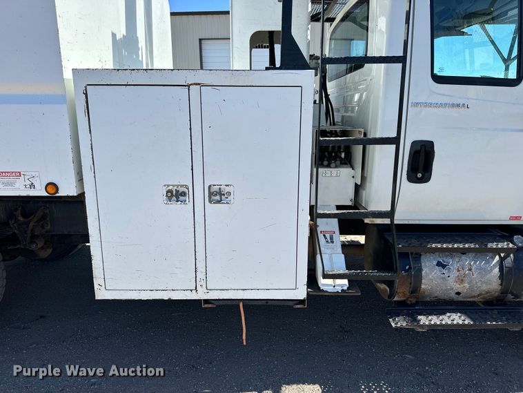 image for item NJ9414 2008 International  4300 forestry bucket truck