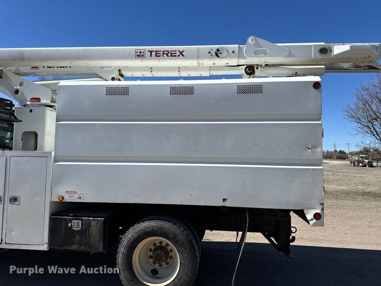 image for item NJ9414 2008 International  4300 forestry bucket truck