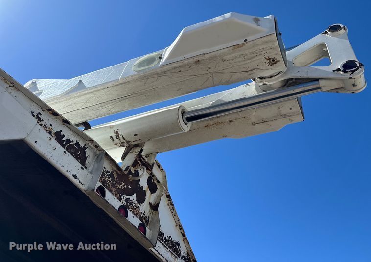 image for item NJ9414 2008 International  4300 forestry bucket truck