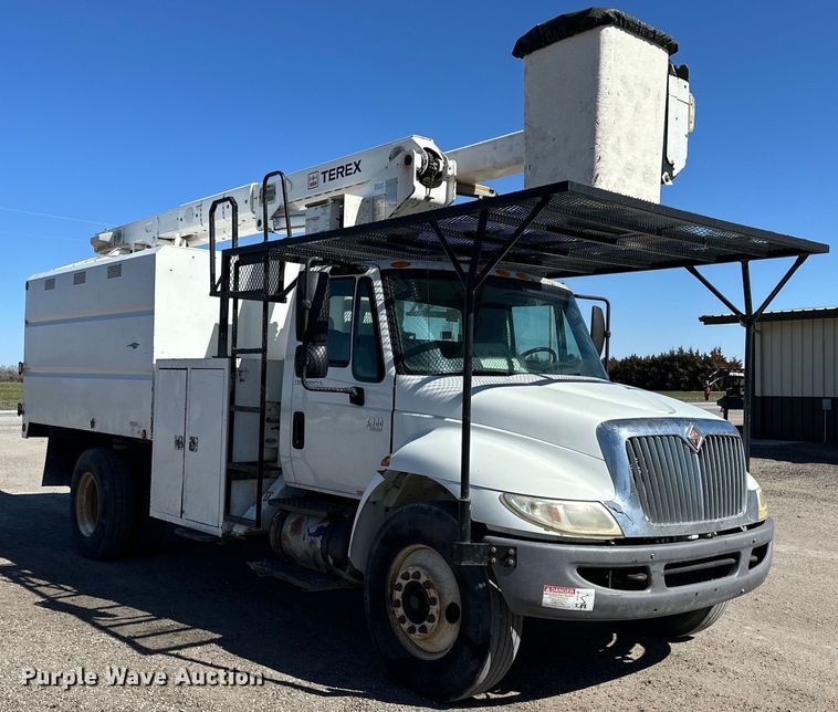 image for item NJ9415 2008 International  4300 forestry bucket truck