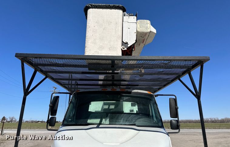 image for item NJ9415 2008 International  4300 forestry bucket truck