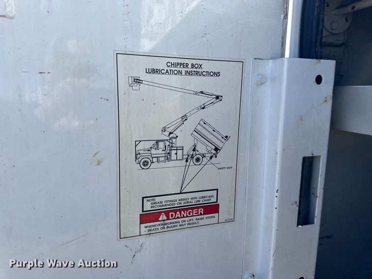 image for item NJ9415 2008 International  4300 forestry bucket truck