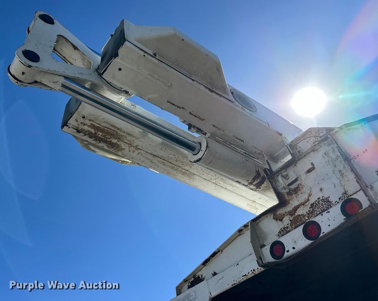 image for item NJ9415 2008 International  4300 forestry bucket truck