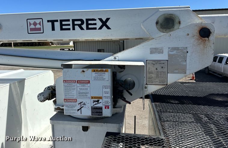 image for item NJ9415 2008 International  4300 forestry bucket truck