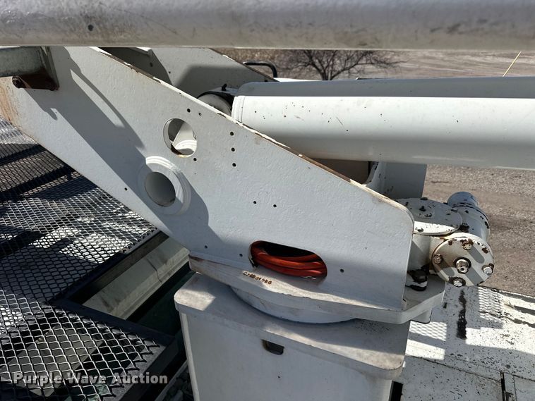 image for item NJ9415 2008 International  4300 forestry bucket truck