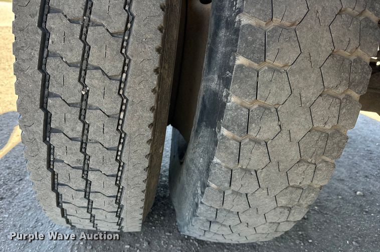 image for item NJ9415 2008 International  4300 forestry bucket truck