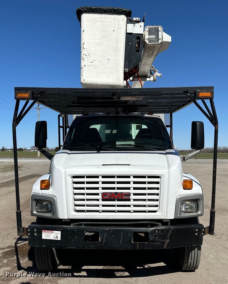 image for item NJ9416 2005 GMC C7500 forestry bucket truck