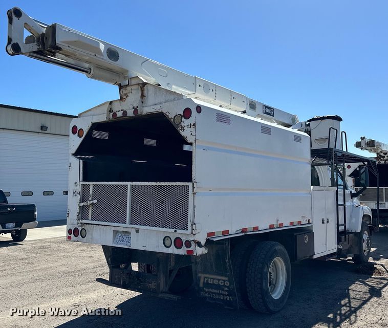 image for item NJ9416 2005 GMC C7500 forestry bucket truck