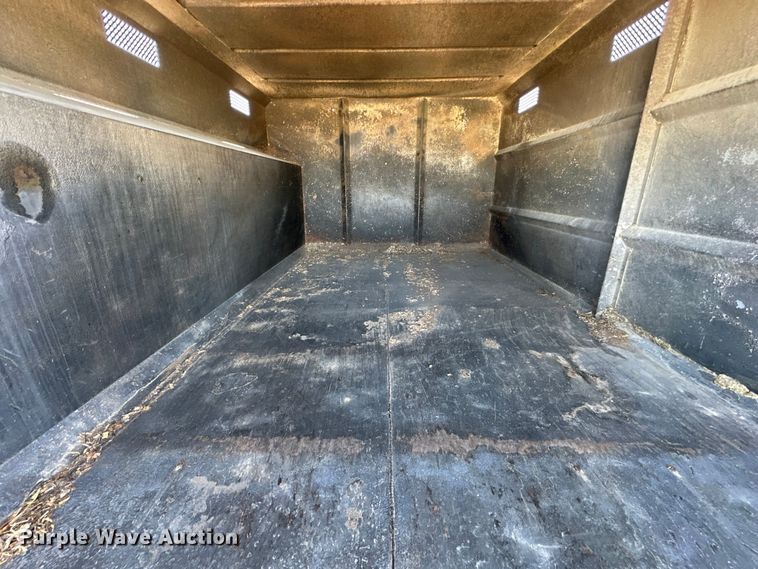 image for item NJ9416 2005 GMC C7500 forestry bucket truck