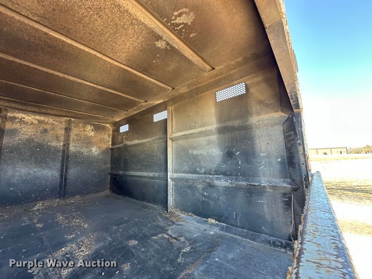 image for item NJ9416 2005 GMC C7500 forestry bucket truck