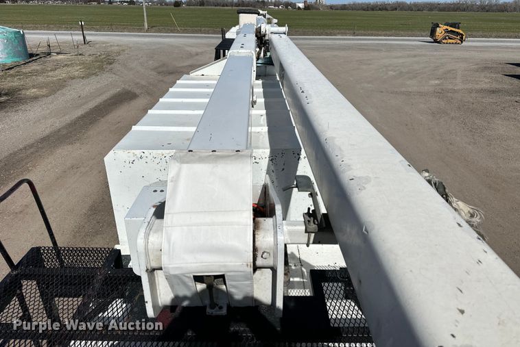 image for item NJ9416 2005 GMC C7500 forestry bucket truck