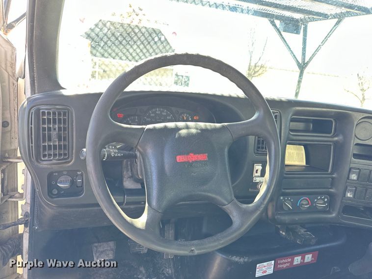 image for item NJ9416 2005 GMC C7500 forestry bucket truck