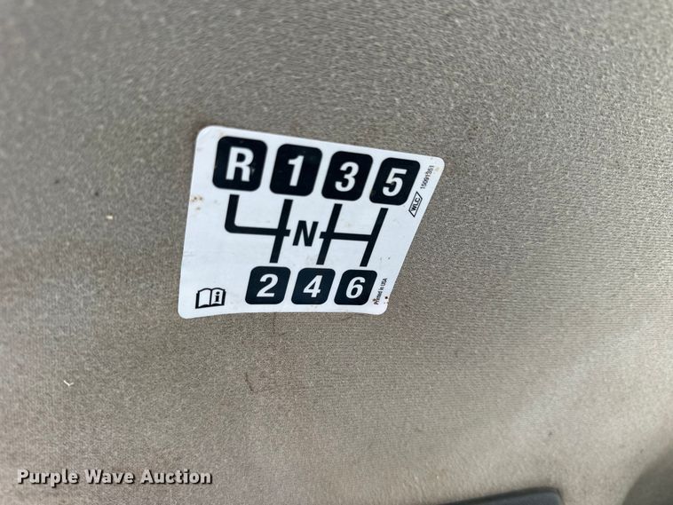 image for item NJ9416 2005 GMC C7500 forestry bucket truck