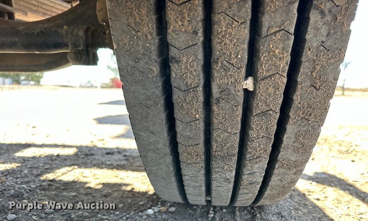 image for item NJ9416 2005 GMC C7500 forestry bucket truck