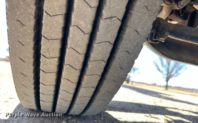 image for item NJ9416 2005 GMC C7500 forestry bucket truck