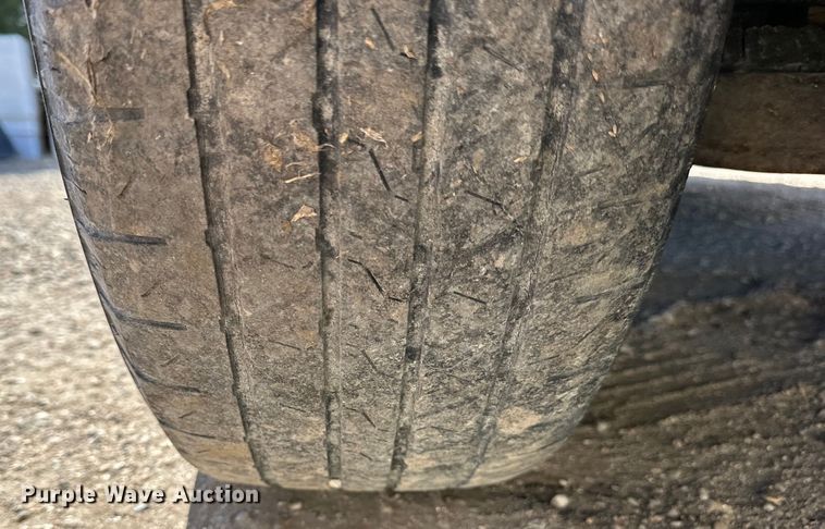 image for item NJ9417 2007 GMC Sierra 1500 pickup truck