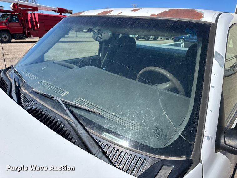 image for item NJ9419 2007 GMC Sierra 1500 pickup truck