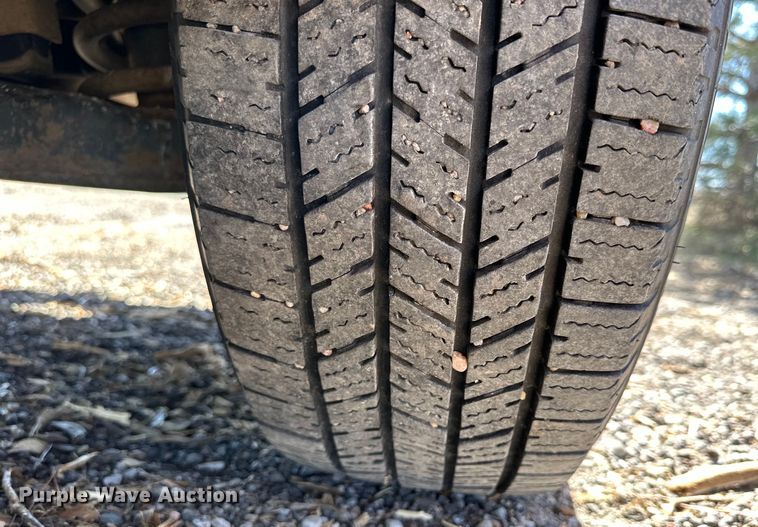 image for item NJ9419 2007 GMC Sierra 1500 pickup truck