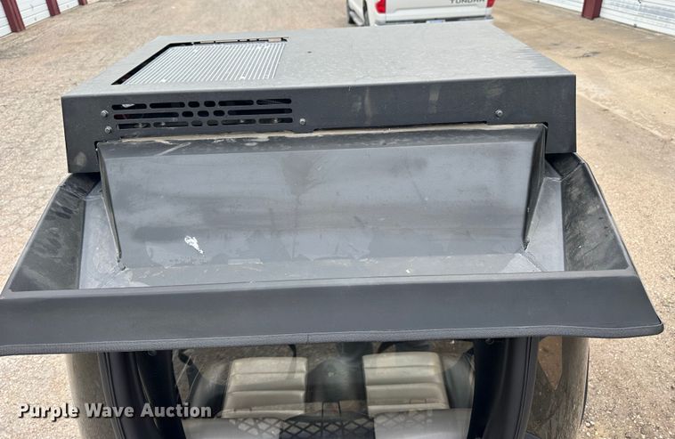 image for item NJ9483 Club Car Tempo golf cart