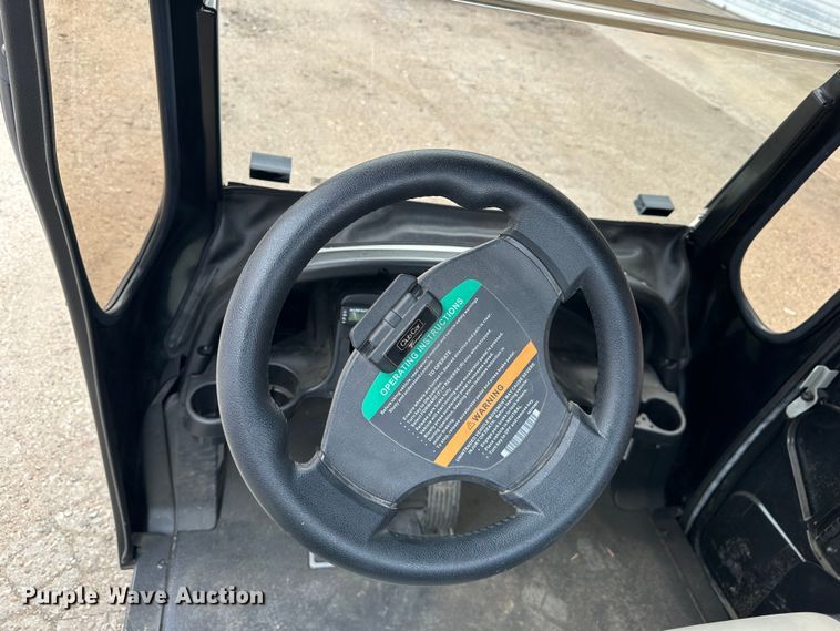 image for item NJ9483 Club Car Tempo golf cart