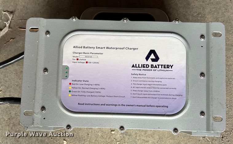 image for item NJ9483 Club Car Tempo golf cart