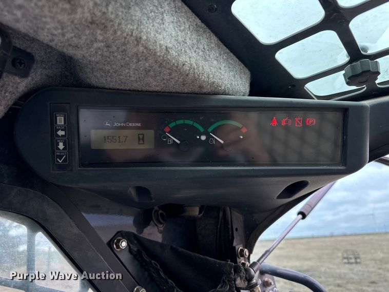 image for item NJ9488 2011 John Deere 328D skid steer loader