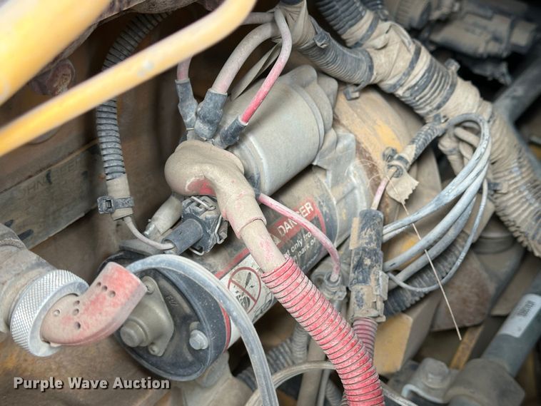 image for item NJ9488 2011 John Deere 328D skid steer loader