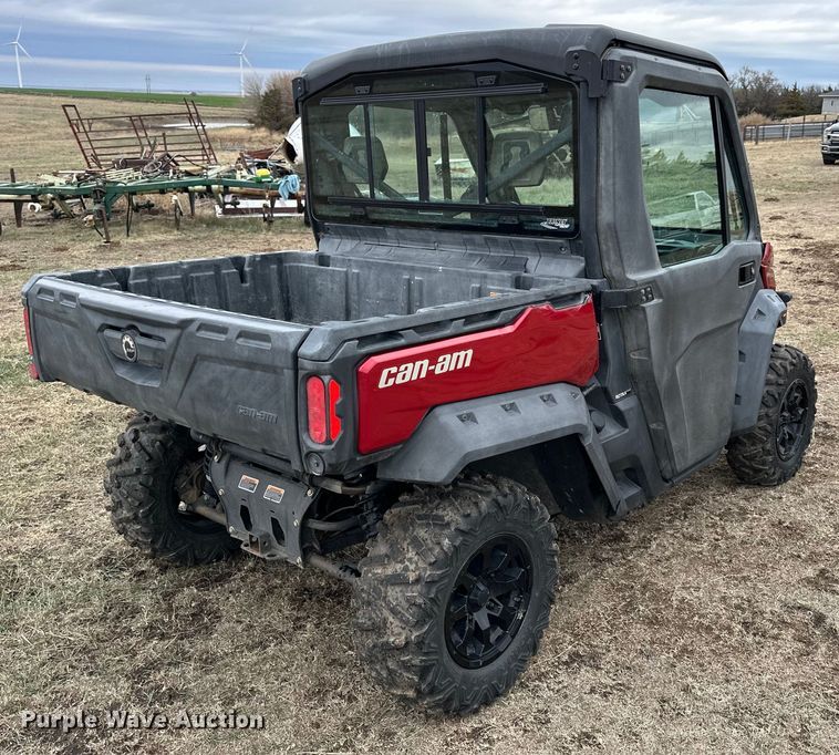 image for item NJ9489 2018 Can-Am 8TJB Defender XT HD10 utility vehicle