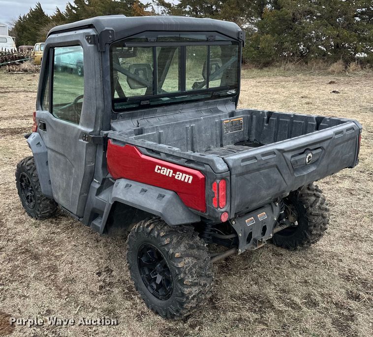 image for item NJ9489 2018 Can-Am 8TJB Defender XT HD10 utility vehicle