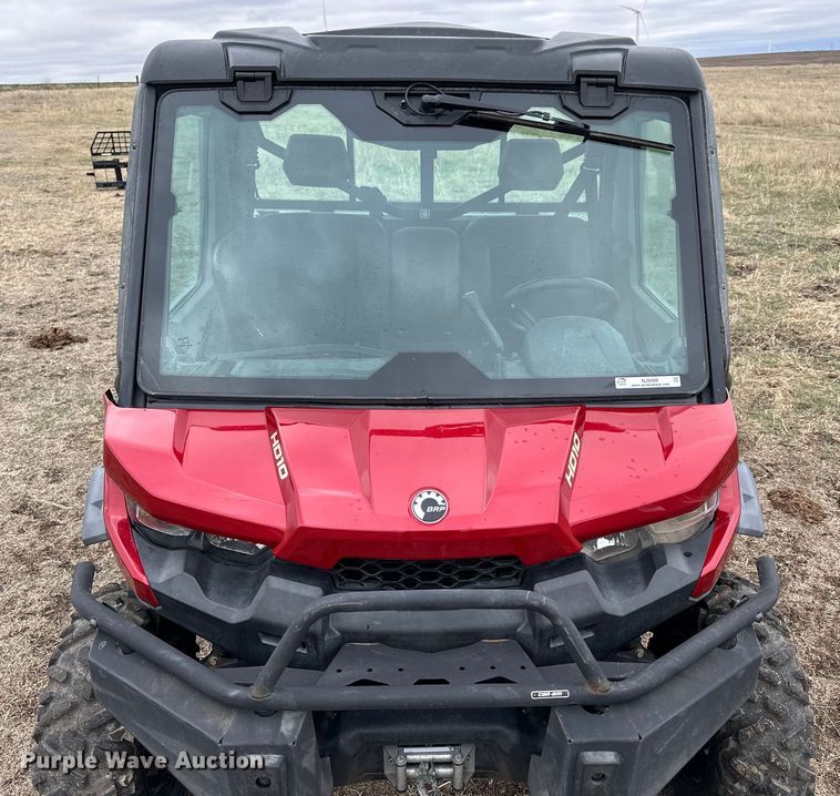 image for item NJ9489 2018 Can-Am 8TJB Defender XT HD10 utility vehicle