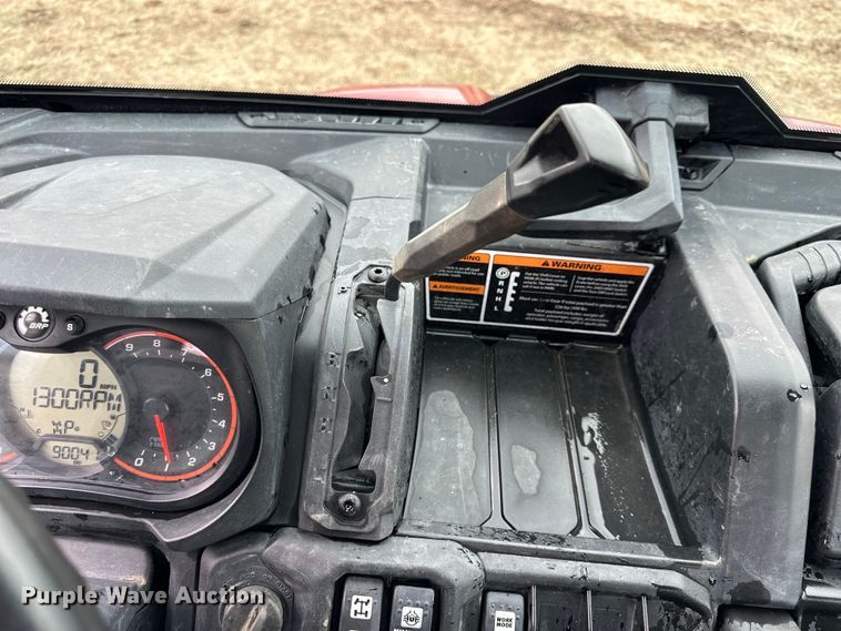 image for item NJ9489 2018 Can-Am 8TJB Defender XT HD10 utility vehicle