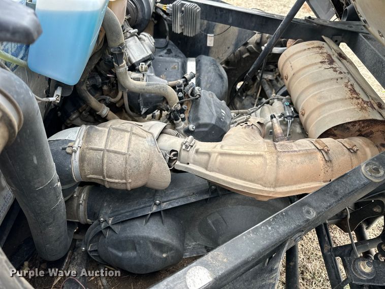 image for item NJ9489 2018 Can-Am 8TJB Defender XT HD10 utility vehicle